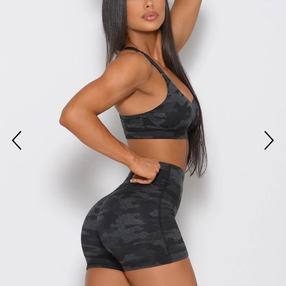 Bombshell Blue camo set (scrunch booty shorts and matching sports bra) - Picture 5 of 5